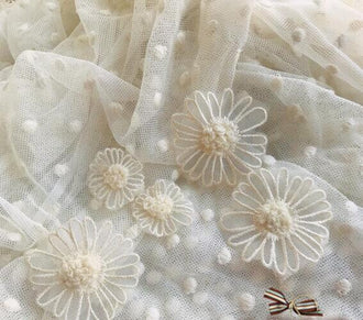 Cream white color daisy patch, applique,for 5 pcs
