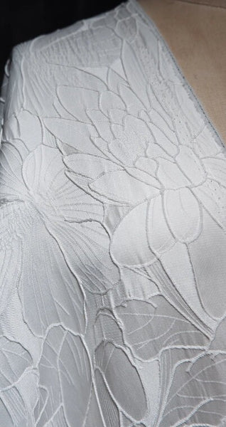 High Quality Off-White Color Fashion Jacquard Fabric, Lotus Pattern 3D Texture Jacquard Fabric, Wedding Fabric