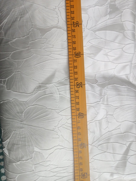 High Quality Off-White Color Fashion Jacquard Fabric, Lotus Pattern 3D Texture Jacquard Fabric, Wedding Fabric