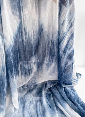 Blue and white chiffon fabric, light and thin chiffon fabric, Chinese style texture fabric, chiffon wedding dress, designer fabric